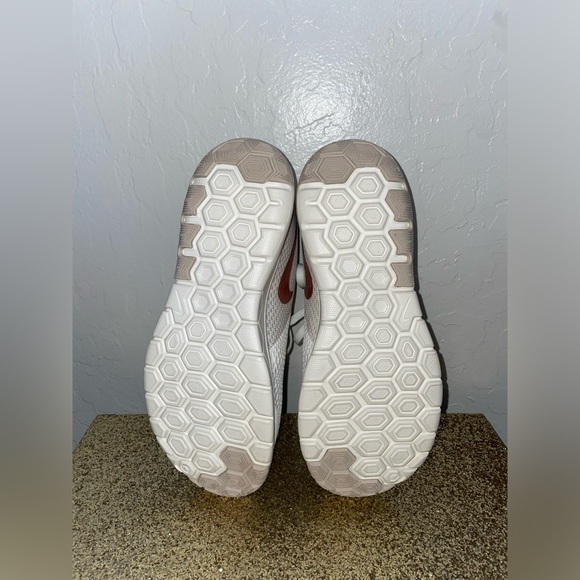 🎉HP🎉New! Nike Flex Experience Run 6 Athletic Sneakers Womens 8.5M✨Cream/RGold - Picture 8 of 11